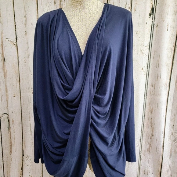 Women's Large Splendid Studio Active Jersey Drape Tunic Long Sleeve Top NEW nwt - Picture 2 of 9